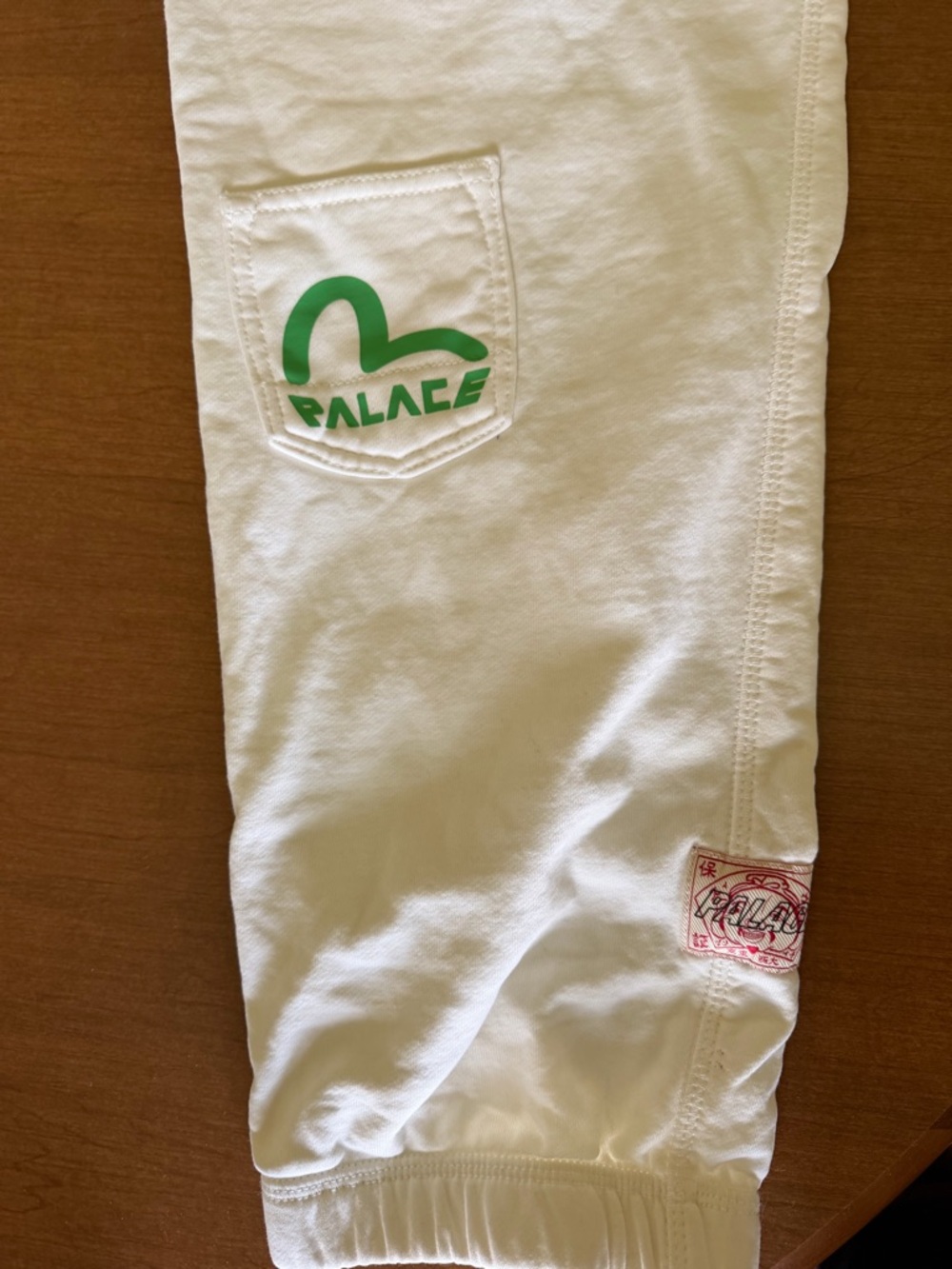 PALACE x Evisu Multi Pocket Joggers in White size XL - Picture 2 of 6